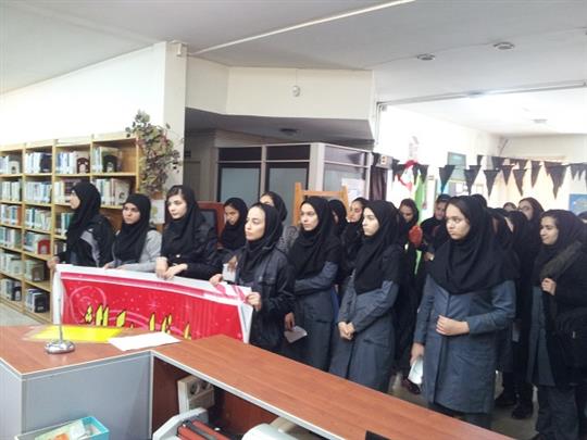 بازدید دانش آموزان از کتابخانه فاطمیه