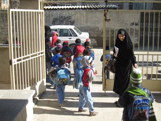 بازدید مهد کودکی ها از کتابخانه فاطمیه